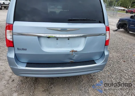 2016 Chrysler Town & Country Touring z USA, uszkodzony, nr VIN 2C4RC1BG3GR260777